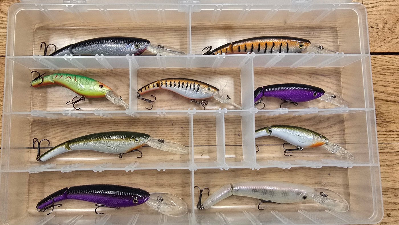 Vintage Jointed Rattling Lure Set — 9 Lures, Two Sizes (Case Included)